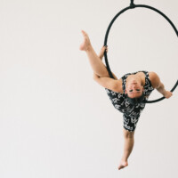 Vzdušná akrobacia - akrobacia na kruhoch - Aerial hoop