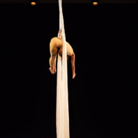Vzdušná akrobacia - akrobacia na plachtach - aerial silk